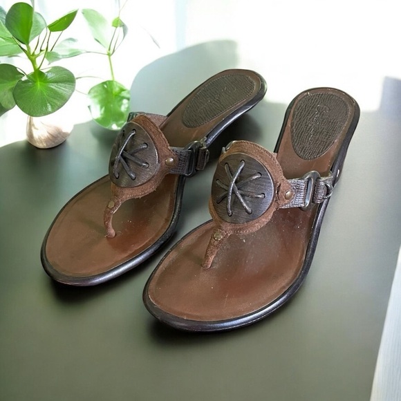 Cole Haan Antonia Brown Leather Sandals with Medallion Detail - Picture 1 of 14